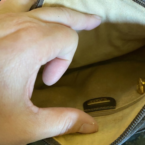 Gucci Beige and Brown Crossbody Bag - Picture 11 of 15